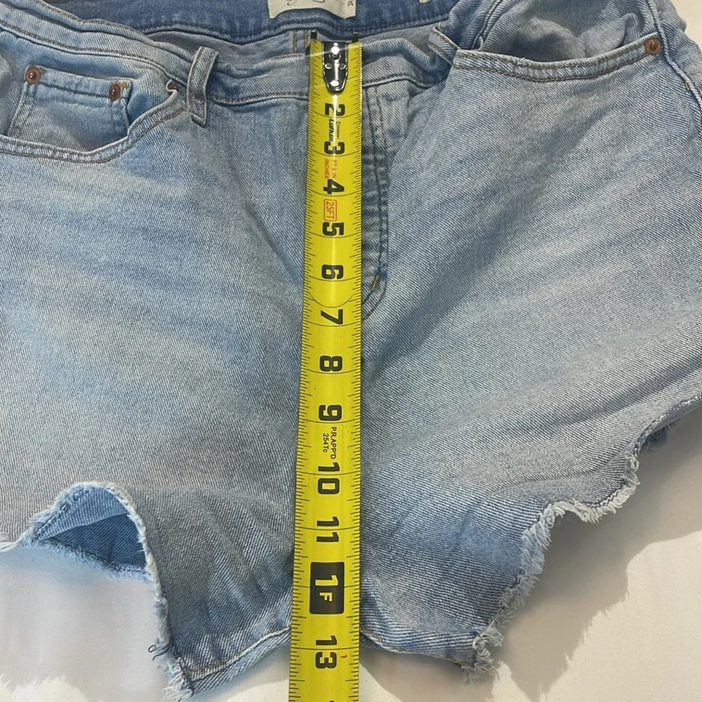 JESSICA SIMPSON INFINITE HIGH WASTE  SIZE 32 Women's Blue Denim Shorts